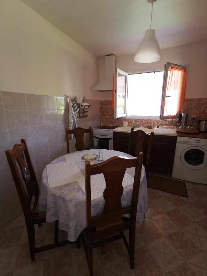 Petite Maisonnette De Plein Pied Le Taillan-Medoc Exterior photo